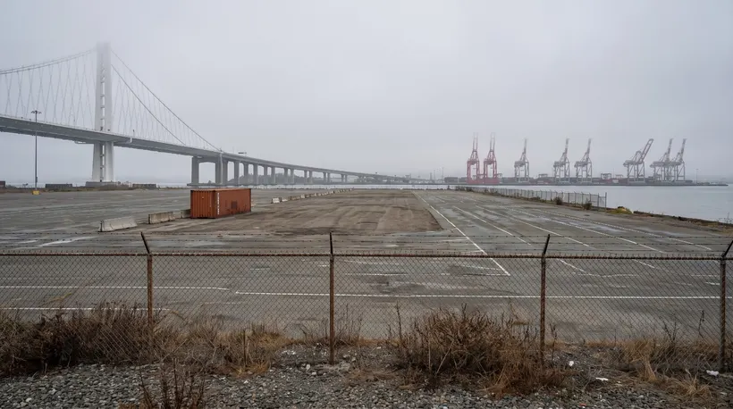 Can coal still move through Oakland? What the new law changes